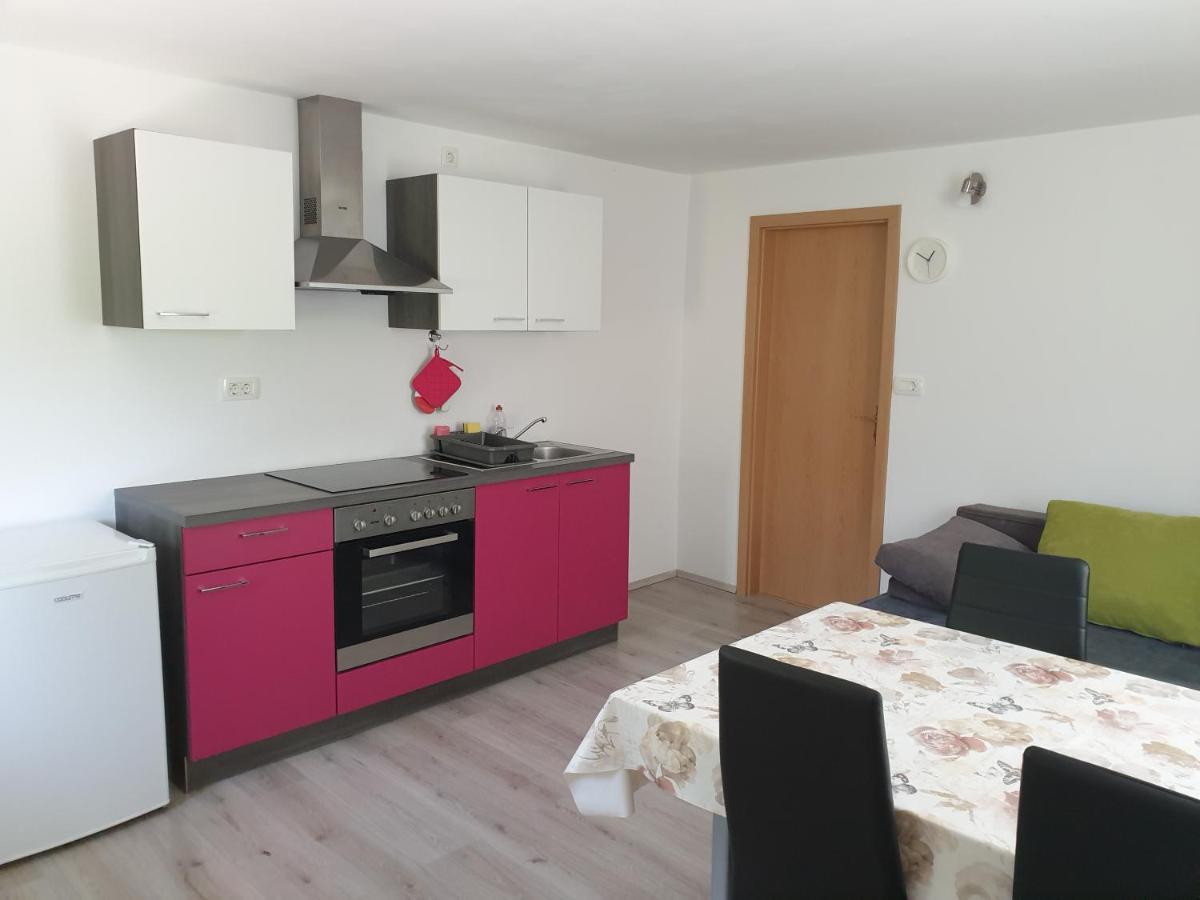 Apartma Patricija - Big Apartment For 6 Tolmin Exteriér fotografie
