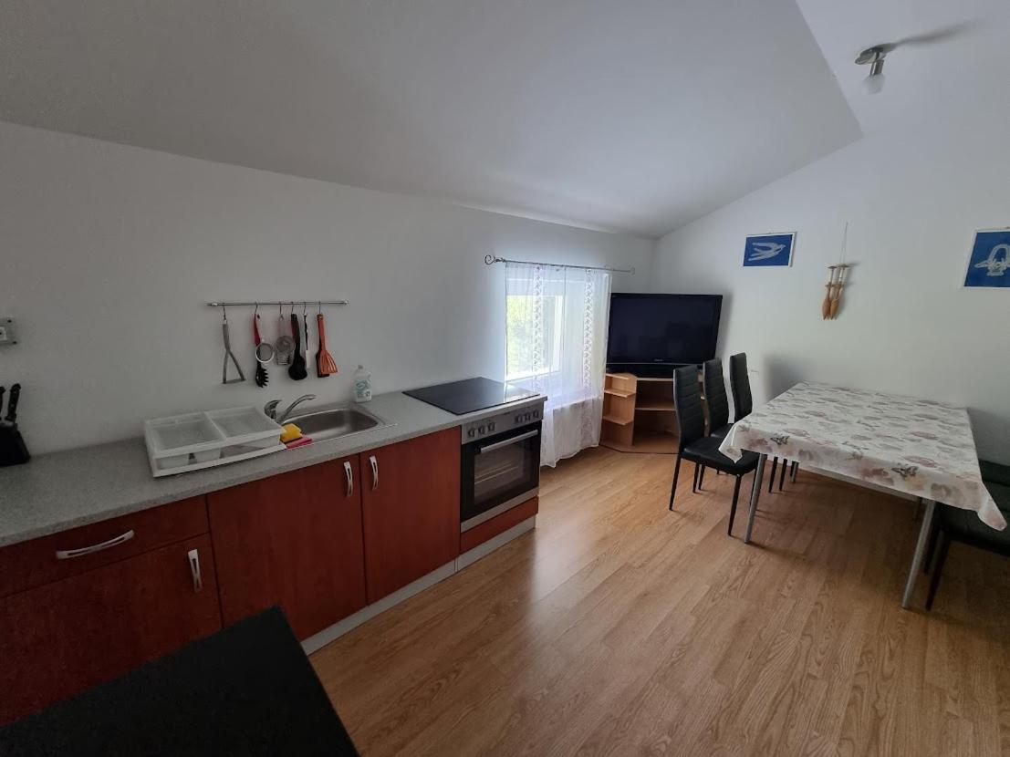 Apartma Patricija - Big Apartment For 6 Tolmin Exteriér fotografie