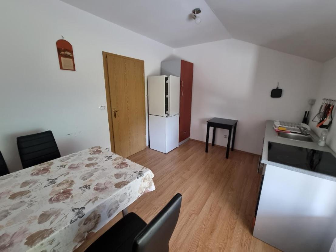 Apartma Patricija - Big Apartment For 6 Tolmin Exteriér fotografie