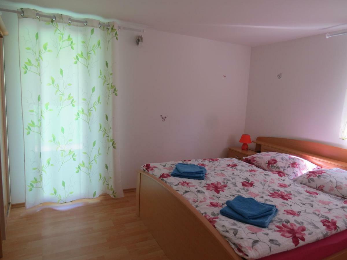 Apartma Patricija - Big Apartment For 6 Tolmin Exteriér fotografie